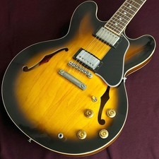 Gibson ES-335 Chitarra