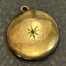 Antico medaglione fotografico