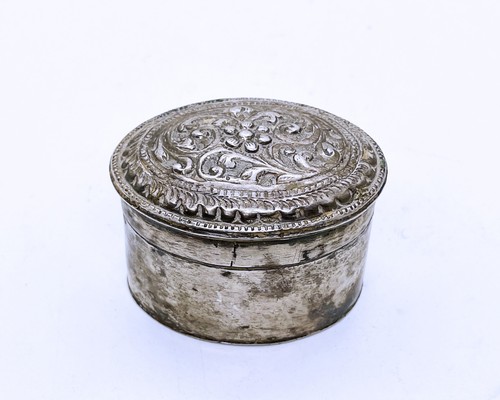 Antica scatola birmana lime