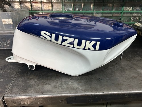 Suzuki rgv250 serbatoio - suzuki,