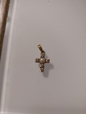 Ciondolo Croce in Oro 750 con zirconi Ecc