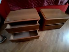 2 COMODINI/CASSETTIERE.