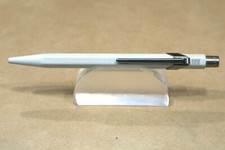 Penna sfera Caran D'Ache