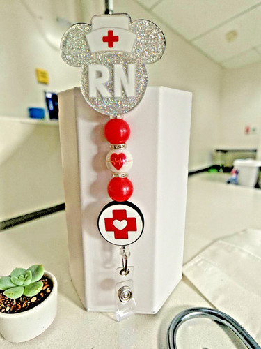Bobina porta badge retrattile