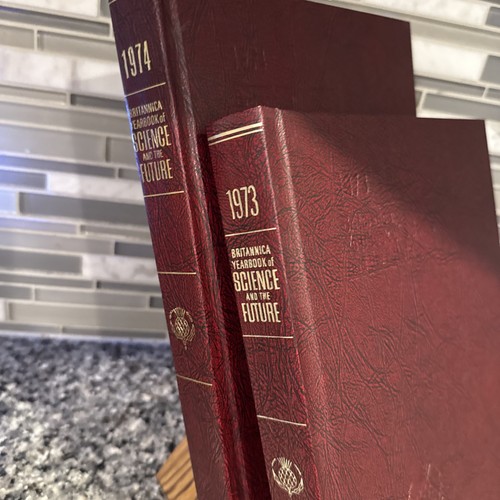 Lot britannica yearbooks - of,