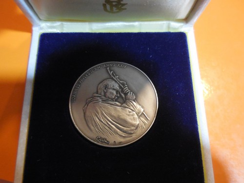 Vaticano medaglia papa