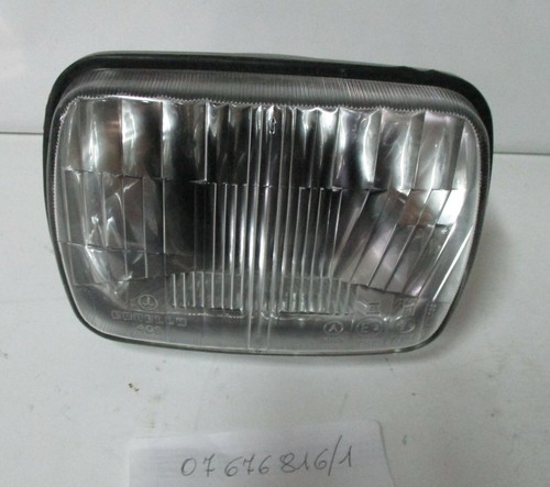 Faro senza luce di - e, sx