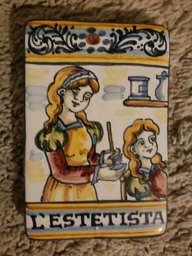 Mattone estetista - mattone,", l'estetista"