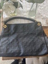 Louis Vuitton Artsy Tote MM