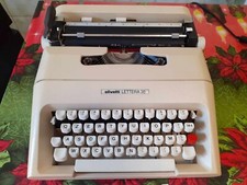 Macchina da scrivere Olivetti LETTERA 35 e custodia tutta originale funzionante