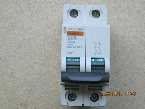Merlin gerin 25427 int magn - , int.magn