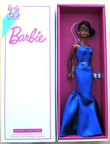 Barbie saphire sophisticate - ",