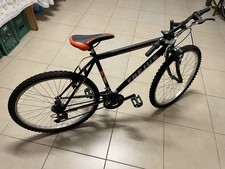 Bicicletta Mountain Bike