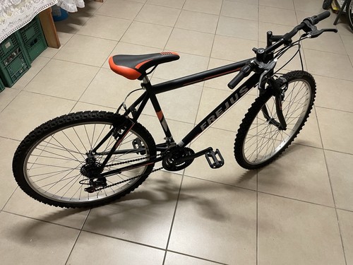 Bicicletta mountain bike - bicicletta,