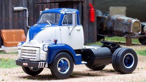 Modellino camion scala 43 - camion, 1:43