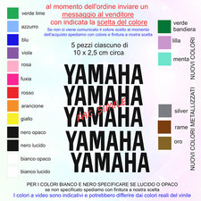 KIT ADESIVI 5 PEZZI  SCRITTA YAMAHA  VINILE PRESPAZIATO SENZA FONDO