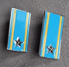 Mostrine  85° Fanteria Verona - Esercito Italiano - marcate F.A.V.