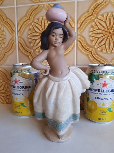 Lladro little peasant girl - -,