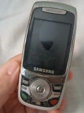 SAMSUNG CELL PHONE - SGH-E740