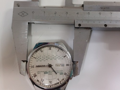 Paketa calendar orologio