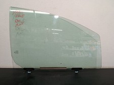 VETRO SCENDENTE PORTA ANTERIORE DESTRO TOYOTA YARIS II 2008 (681100D072) USATO