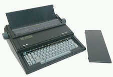 MACCHINA PER SCRIVERE OLIVETTI