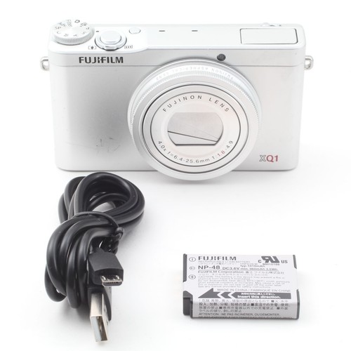 Fotocamera digitale compatta