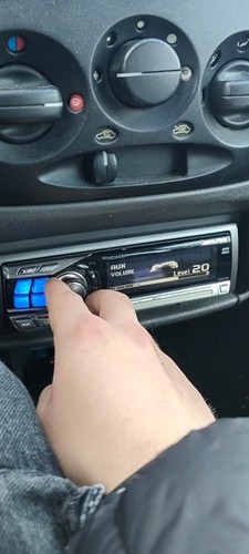 Vendo bellissimo stereo alpine
