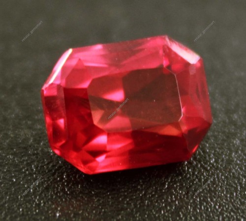 Pietra preziosa sciolta