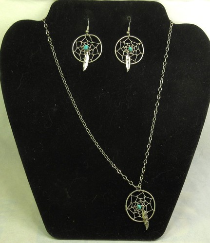 Set orecchini collana