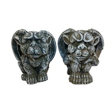 Set 2 statue gargoyle stile