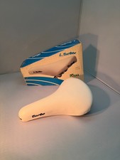 Sella in pelle nuova con
