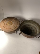 Antiche pentole rame farmacia