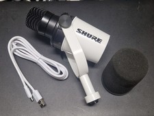 Shure MV7 Microfono Dinamico Cablato per Podcast XLR Micro USB