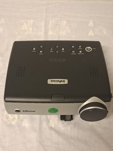 Proiettore infocus dlp con - proiettore,