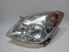 8117013260 FANALE ANTERIORE SX TOYOTA COROLLA VERSO (E12) 2.0 D-4D 16V 90CV 2002