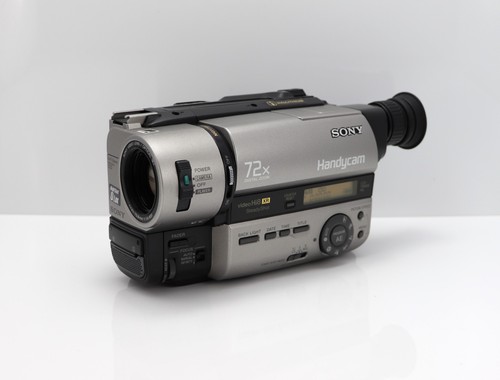 Sony handycam ccd tr840e - handycam, ccd-tr840e
