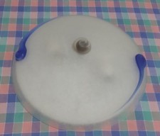 Plafoniera in vetro di Murano con due riccioli blu chiusura a vite forma rosa 