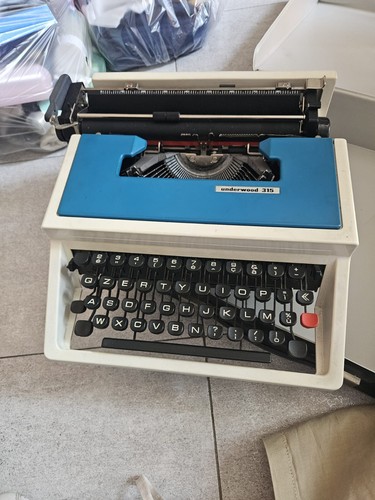 Macchina scrivere underwood - da,