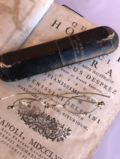 Antico paio occhiali da lettura