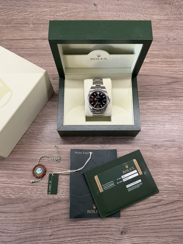 Rolex explorer 214270 39mm - explorer,