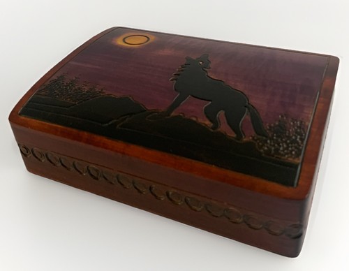 Portagioie legno intagliato - in,
