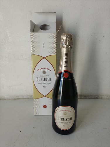 Franciacorta berlucchi cuvee - franciacorta, cuvee'