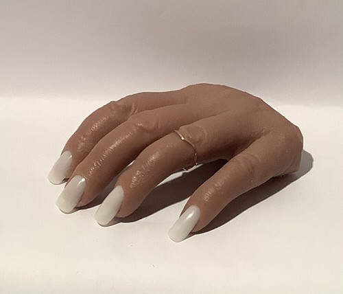 Practice hand nails - practice, mezza