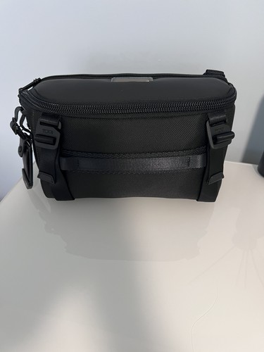 Nuova borsa tracolla tumi - a,