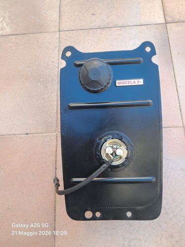 Serbatoio benzina per vespa - serbatoio,