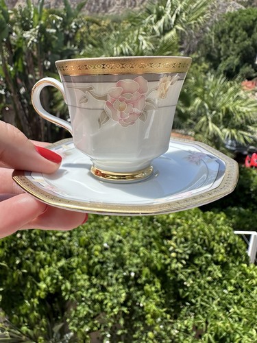 Due tazzine caffe - da,
