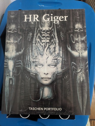 Giger taschen portfolio new - giger,
