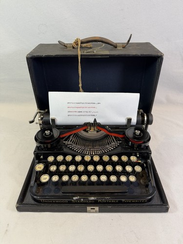 Macchina scrivere underwood - da,