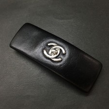EGA CHANEL CC Logo Barretta in